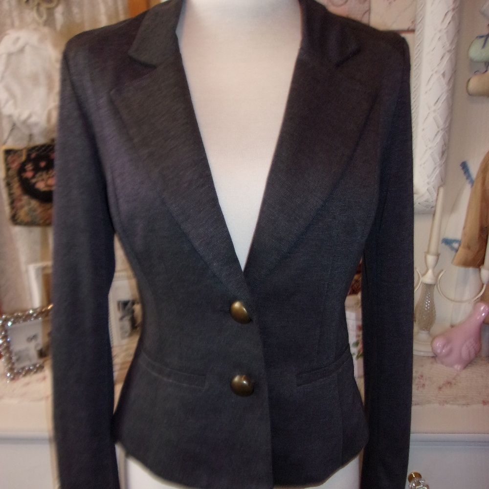 CLEARANCE PRICE Forever 21 Fitted Blazer